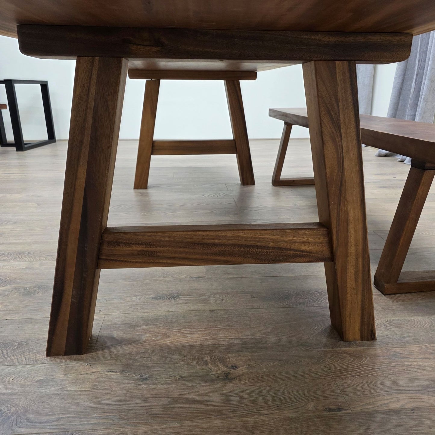 Tavolo da pranzo in noce indiano con bordo vivo, 300 cm x 88 cm